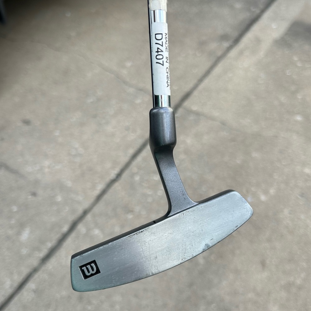Wilson Dyna Balance 407 Putter - Picture 2 of 5